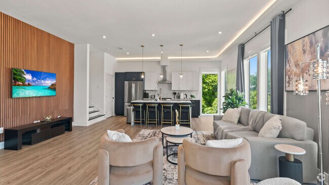 Building Photo - 1733 N Fitzhugh Ave Unit ID1226740P Rental
