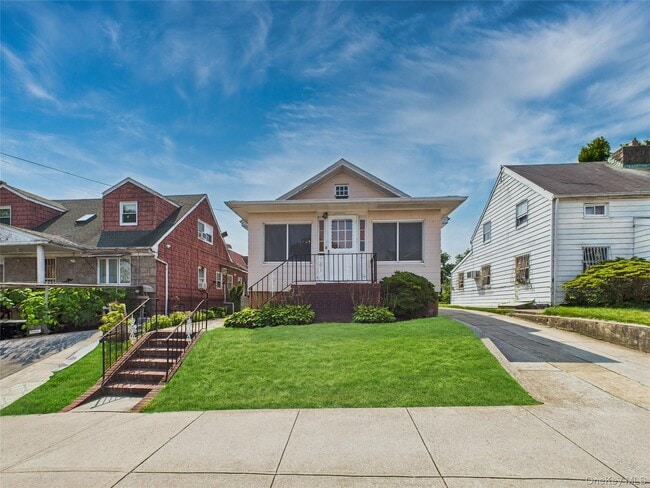 Building Photo - 149-38 45th Ave Rental