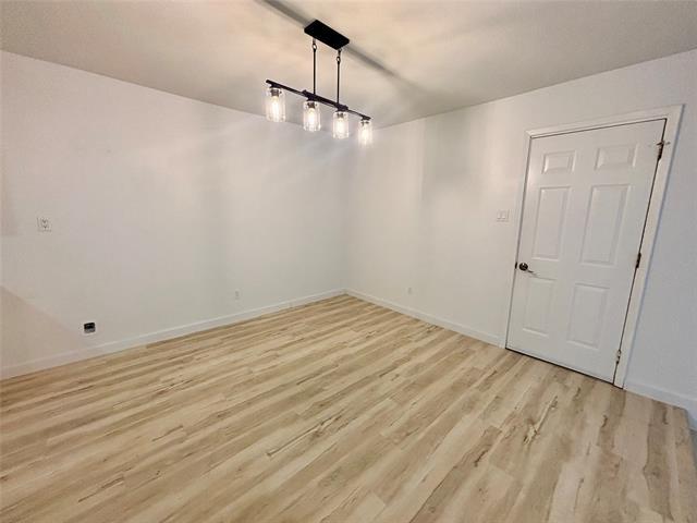 Photo - 8835 Township Ct