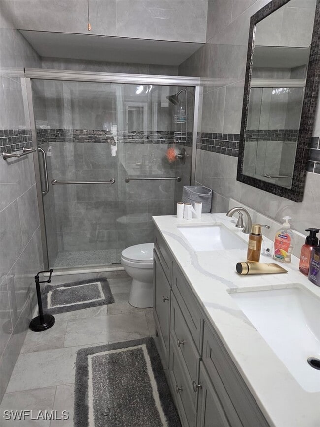 Building Photo - 16580 Ginger Ln Unit 3242