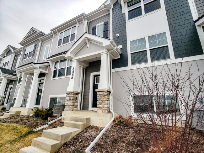 Photo - 8688 Larkspur Ln Townhome