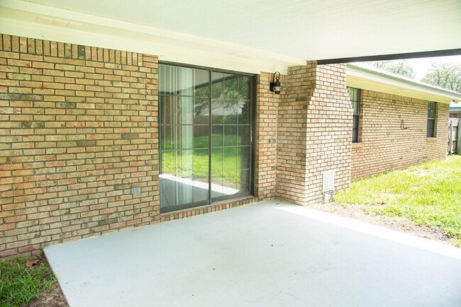 Photo - "Charming 3-Bedroom Home in Fort Walton Be...