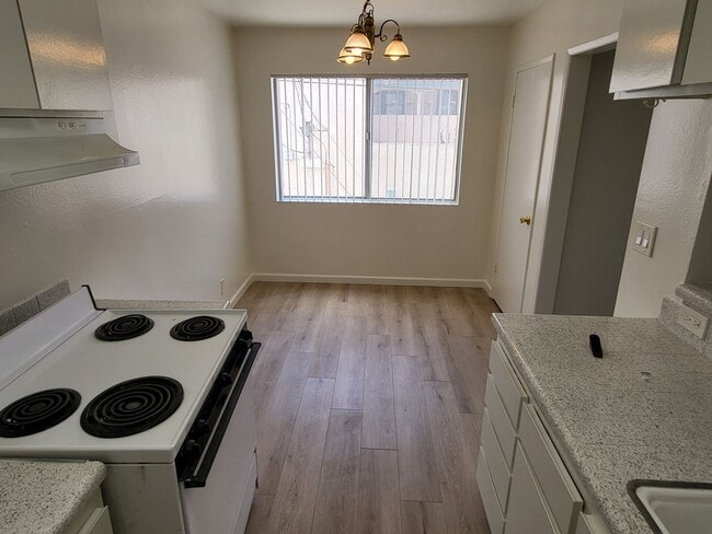Photo - Belmont Shore- rent reduction-condo 4 blocks to beach just off of Second St.
