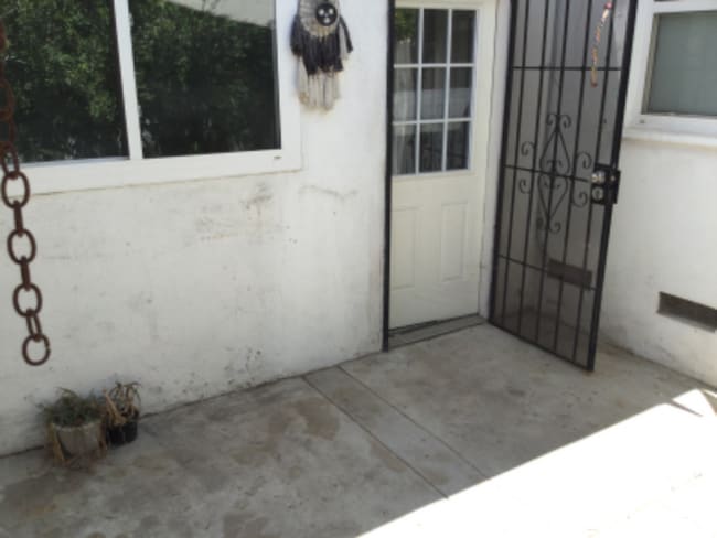 Photo - 20957 Community St