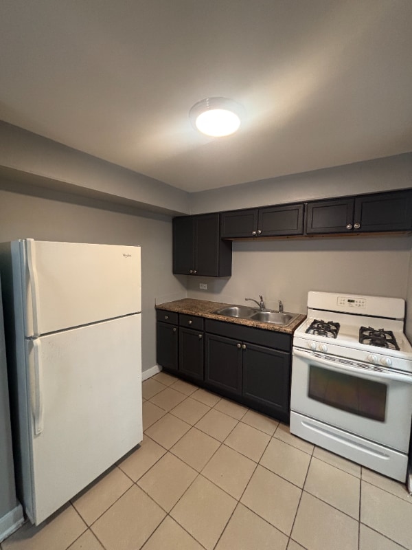Building Photo - 6435-6437 S Evans Ave Rental