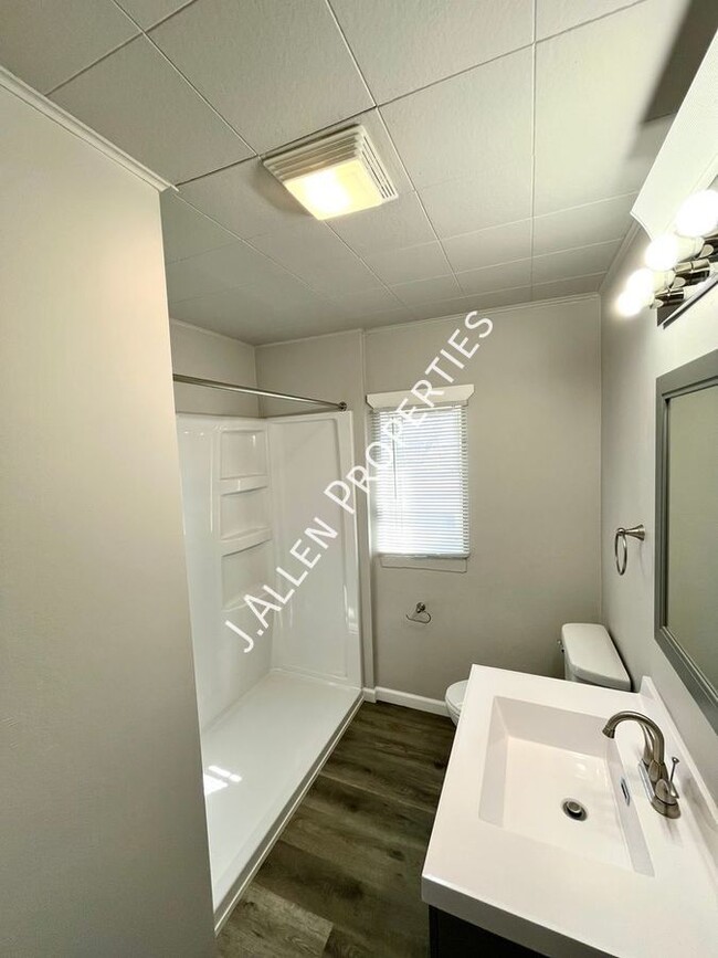 Photo - 127 W Norfolk Ave Unit 1