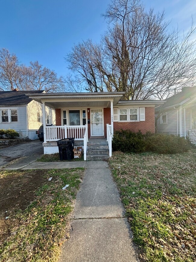 Building Photo - 1055 Euclid Ave