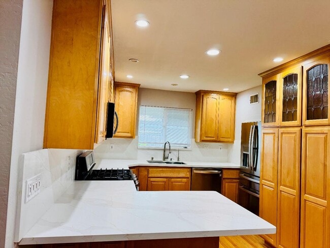 Photo - 5846 Pontiac Dr