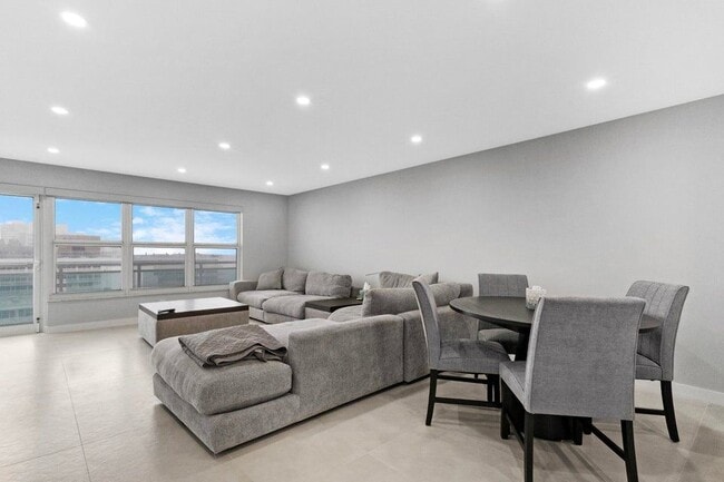 Photo - 3900 Galt Ocean Dr Unidad 2114
