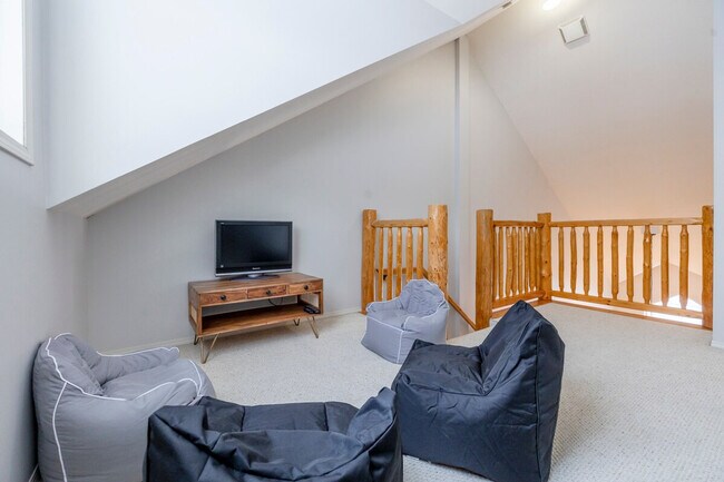 Photo - 98 Riverside Way Unité SI ID1473855P