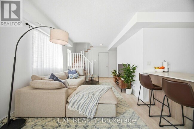 Photo - 1135 Cooke Blvd.