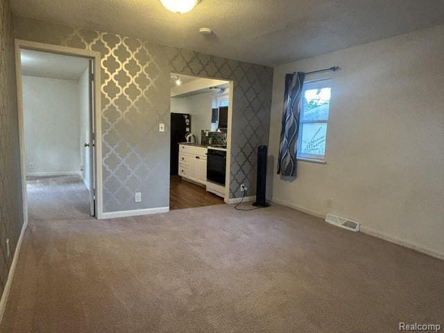 Photo - 1064 Lakeview St