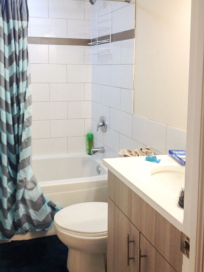 Photo - 3706 N Wilton Ave Unit 3