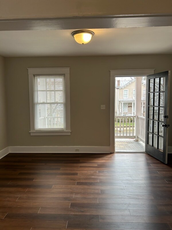 Photo - 1005-1007 Porter St