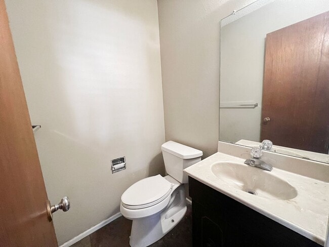 Photo - 3302 N Vista Dr