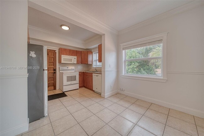 Photo - 2205 SW 13th St Unit B