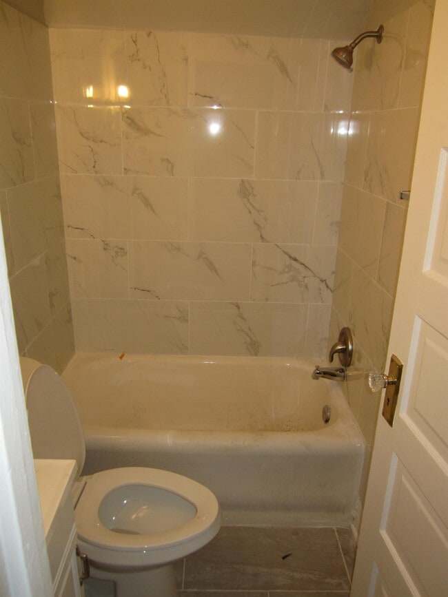 Photo - 119 Tennyson Ct Unit 3
