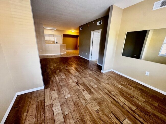 Photo - 3 bedroom 2 bathroom Condo in the Gardens at Beachwalk