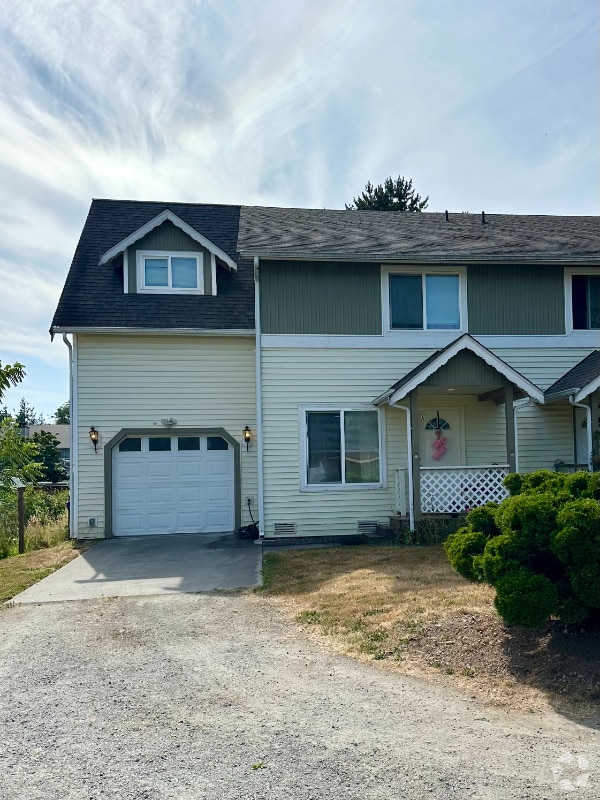 Building Photo - 10830 6th Ave W Rental