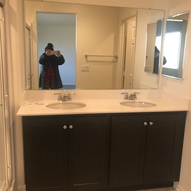 Photo - Move in Ready