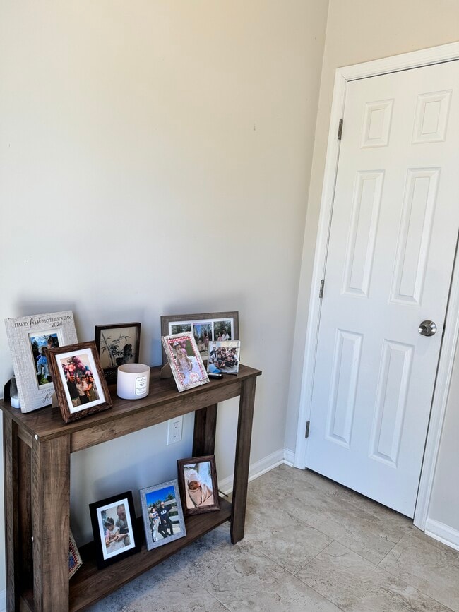 Photo - 813 Deluca Rd