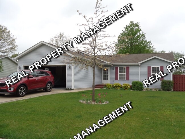 Well Cared for 3 Bedroom Ranch - Well Cared for 3 Bedroom Ranch House