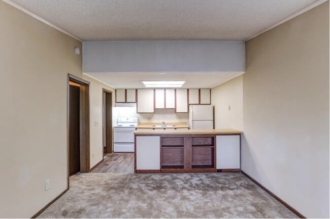 Photo - Redan Village