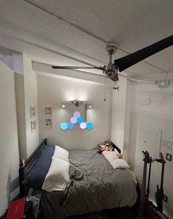 Photo - 12 Stoneholm St Unidad 322