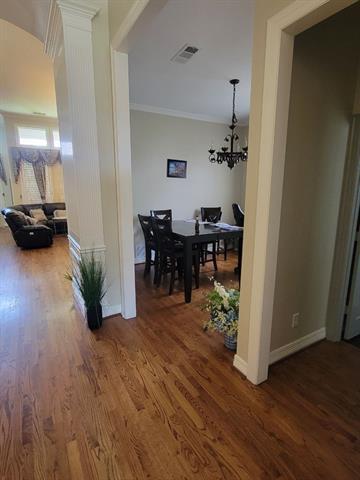 Photo - 605 Killarney