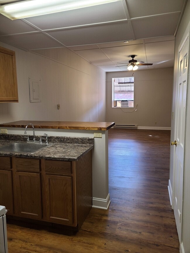 Photo - 322 1/2 Main St Unit 322.5 #4