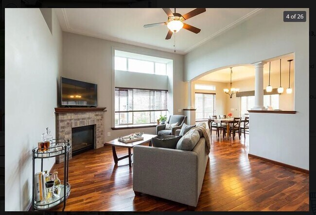 Photo - 2103 Glen Oaks