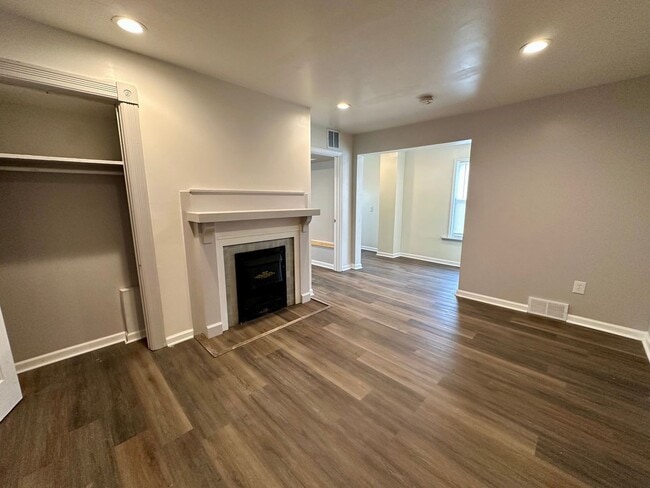 Building Photo - 514 North Ave Unit 3