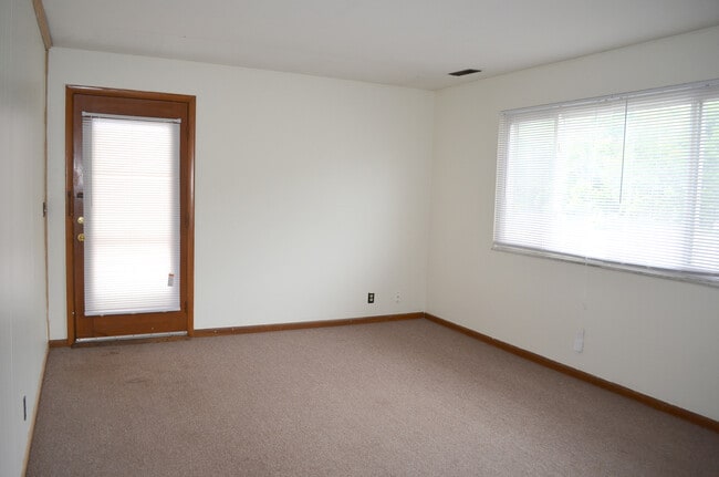 Photo - 6626 Ervin Rd