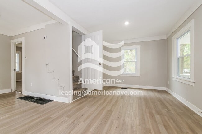 Photo - 13401 Parker Ave