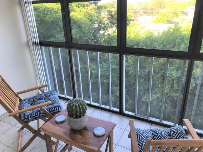 Photo - 4210 Ironwood Cir Unidad 408J