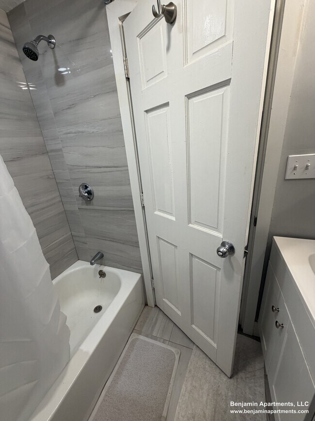 Photo - 24 Howell St Unit 1