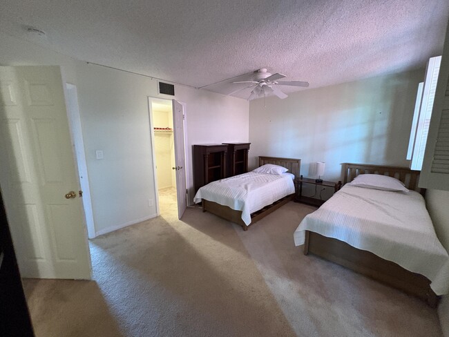 Photo - 680 Tennis Club Dr Unit 303