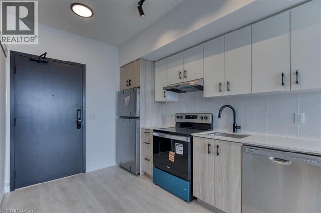 Photo - 4878 Powers Cmn Unit 608