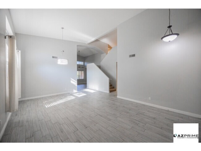 Photo - Discover the Height of Luxury and Comfort in this Exceptional 6/4 Phoenix Residence, where Opulence