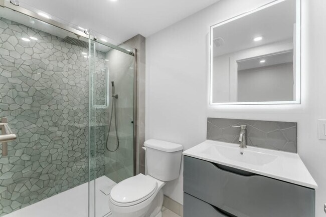 Photo - 2630-2632 Rue Modugno