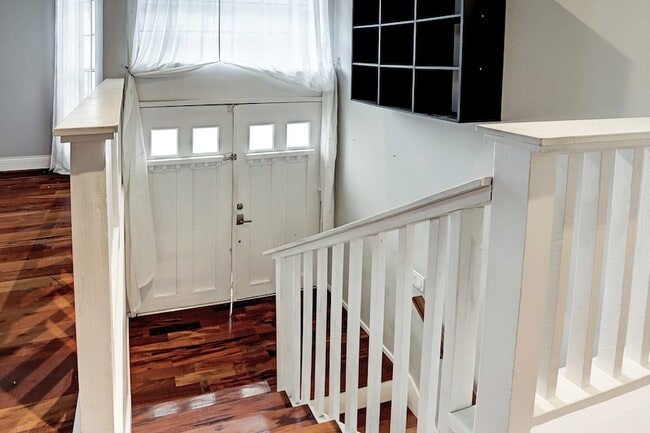 Photo - 4320 Hazard St