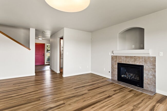 Photo - Non-Refundable & Security Deposit Total: $2600.00