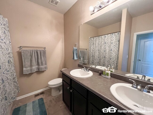 Photo - 25104 E Pinewood Pl