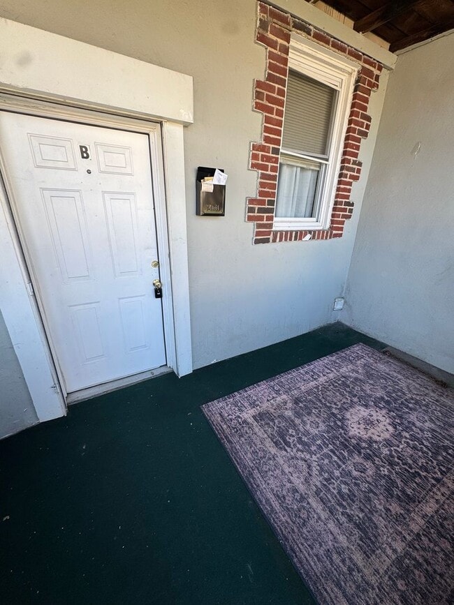 Building Photo - 4028 Belle Grove Rd Unit B