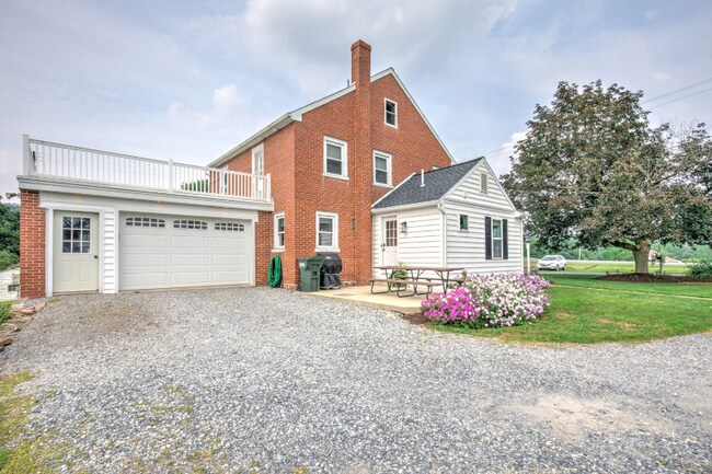 Photo - 306 Spring Glen Dr