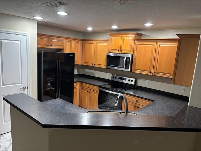 Photo - 2504 Aventurine St