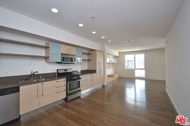 Photo - 1234 Wilshire Blvd Unit 327