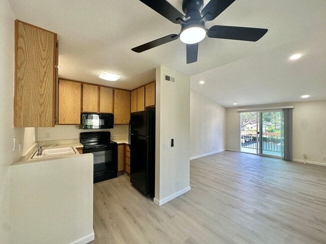 Indulge in coastal living in this beautifu... - Indulge in coastal living in this beautifu... Casa