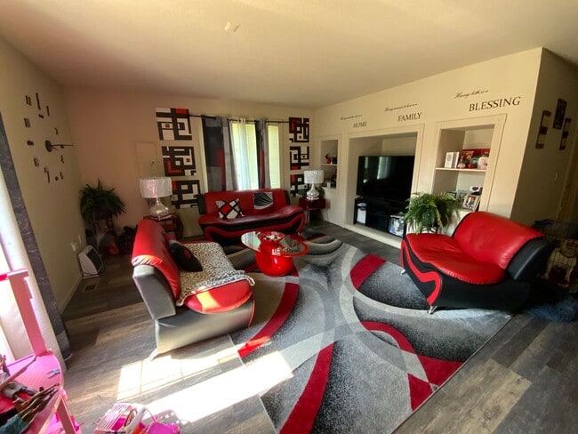 Photo - 3 Bedroom Home