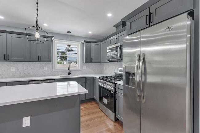 Photo - 160 Chatham St Unit 2